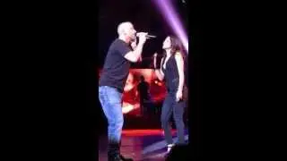 Eros Ramazzotti & Sara Bellantoni - Più che puoi, Moscow 24.05.2013 (Noi World Tour)