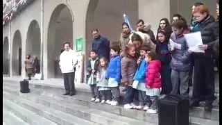 Miles de globos al cielo por el Bicentenario de Don Bosco