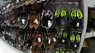 Финский магазин- обувь и отдел с дисками. Finnish supermarket. Prices for shoes and disks.