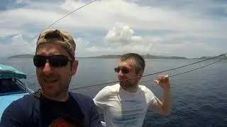 Arrivée sur l'île de Komodo (voyage Atheris)
