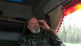 Рвéм и мечем на лету...