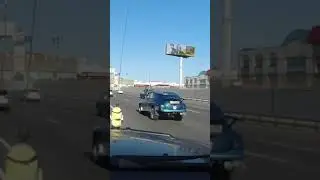Придумайте смешное название к ролику)))