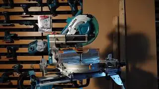 Makita DLS211 Mitre Saw