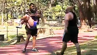 Por molestar a su novia NO IMAGINO Quien Aparecería