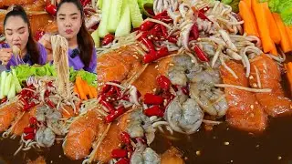 กินตำซั่วทะเล กุ้งสด แซลมอน หมึกกล้วย ม้วนเส้นใหญ่คำใหญ่สะใจคักจ้า #mukbang #eating #thaifood