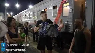 Алексей Симонов и Народный вокальный ансамбль 