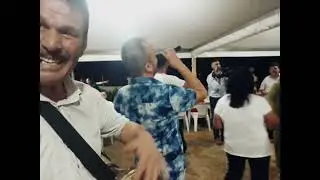 live ne ditelindjen e Landit
