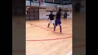 Just a lil one on one with the mosquito!