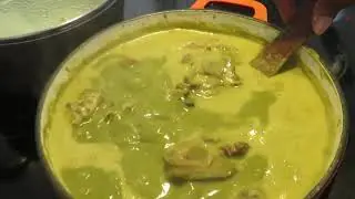 199.GHANA PENAUT BUTTER AND SPINACH SOUP