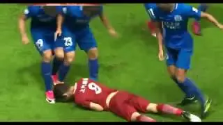 Oscar Starts Massive Fight In Chinese Super League After Kicking The Ball Twice At Guangzhou Players