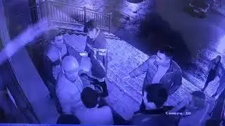 Казах вырубил чеченского мента