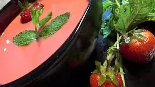 Chilled Strawberry Soup
