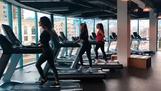 Танцуем везде!