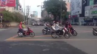 Vietnam motorbike madness - Saigon