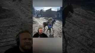 Awkwardly Small Arthur Morgan | RDR2