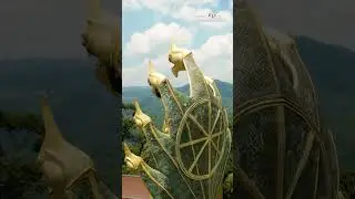 Красивый буддийский храм в Таиланде аэросъемка с FPV дрона