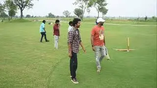 Thalapathy Vijay Playing Cricket (ORGINAL VIDEO)In Shooting Spot | Thalapathy Vijay New Video