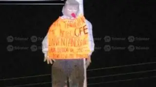 Muñecos ahorcados aparecen en la ciudad en señal de protesta contra la CFE