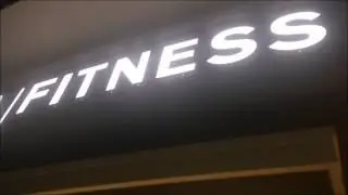 Skinny Kid Goes to the Gym