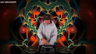Max Mekhanikov: Out of Mind. Melodic Techno Mix (Remastered).