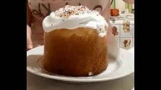 Кулич из дрожжевого теста.