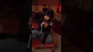 Cazzu cantando Dulce Tortura en su live de tiktok