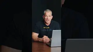 19 year old asks JOCKO what his priorities should be