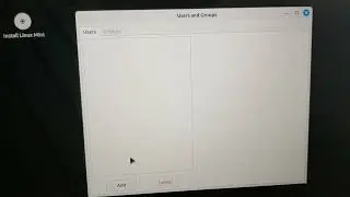 Linux Mint USB live with persistence using Rufus. At bootloader use 