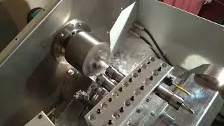 Самодельный токарный ЧПУ из 1д601 ... обработка мелких деталек 4.. DYI CNC lathe/ POM machining.