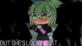 But she's looking at...|| Meme || Lumity