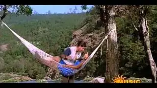 kaadhal kaadhal Poochudava HD