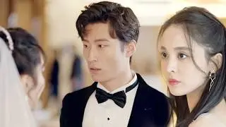 The boss found out that Cinderella was not married, and he was secretly happy