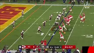 Patrick Mahomes DIVING Throw DROPPED by Derrel Williams in Super Bowl 55