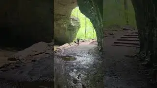 One of many beautiful hiking trails at Carter Caves