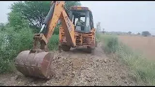 Pai se Ramana Road JCB 11 April 2022