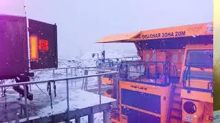 Заправка газодизельного карьерного самосвала БЕЛАЗ 75131