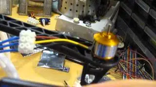 Test di assorbimento meno di 1A di Motore A2212/13T 1000Kv + Esc Mr.Rc da 30A...