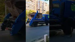 Garbage truck
