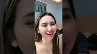 Aunt Ayu is still very beautiful.. Her underwear is soft