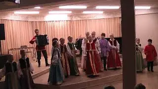 Плясовая Свердл. обл. «Торки поторки». Исп. Обр. детский фольклорный анс.  «Соловушки»  мл. группа