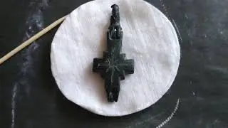 Чистка и консервация находок ( Крест Энколпион ).