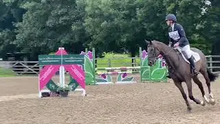 Evron an ex racehorse who retired from racing only 18 months ago qualifies for Badminton