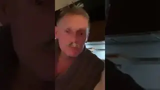 Дочь Пескова вместе с Песковым примерила усы Пескова