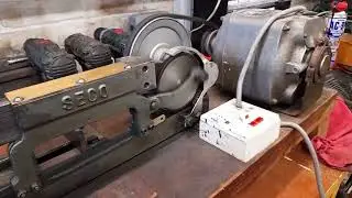Compact SECO powered hacksaw for watch, clock and model engineering