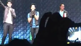 Enchong mentions me onstage 