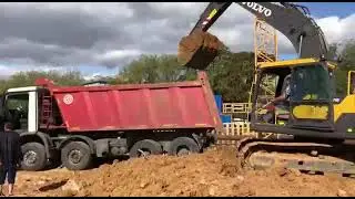 Погрузка песка экскаватором погрузчиком