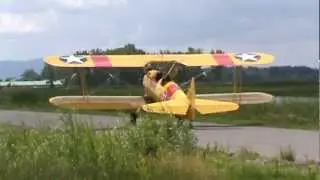 Boeing Stearman Landing and Taxiing CSU3
