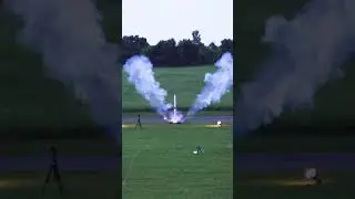 Hovering Rocket - When your thrust to weight ratio is 1:1