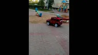 ДАША РУЛИТ