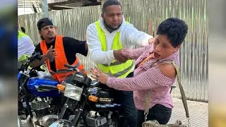Moto Taxy humillo a una señora que al final fue su suegra.